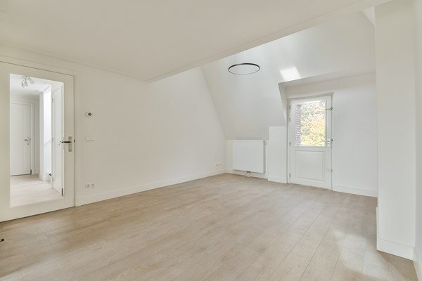 Medium property photo - Churchill-laan 189-4, 1078 EA Amsterdam